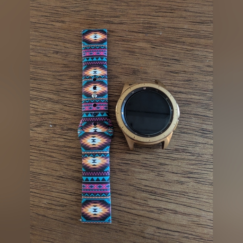 Samsung Galaxy Watch 42mm SM-R810 Rose Gold Bluetooth Smartwatch - Pre Owned